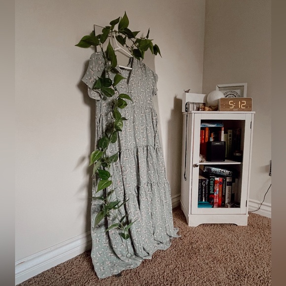 Blue Small Floral Pattern Layered Flowy Dress - Picture 10 of 12